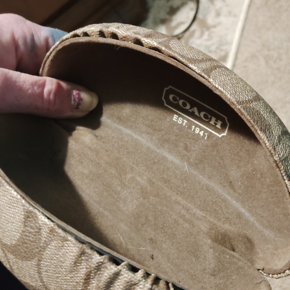 Coach Eyeglasses Case - Picture 3 of 7